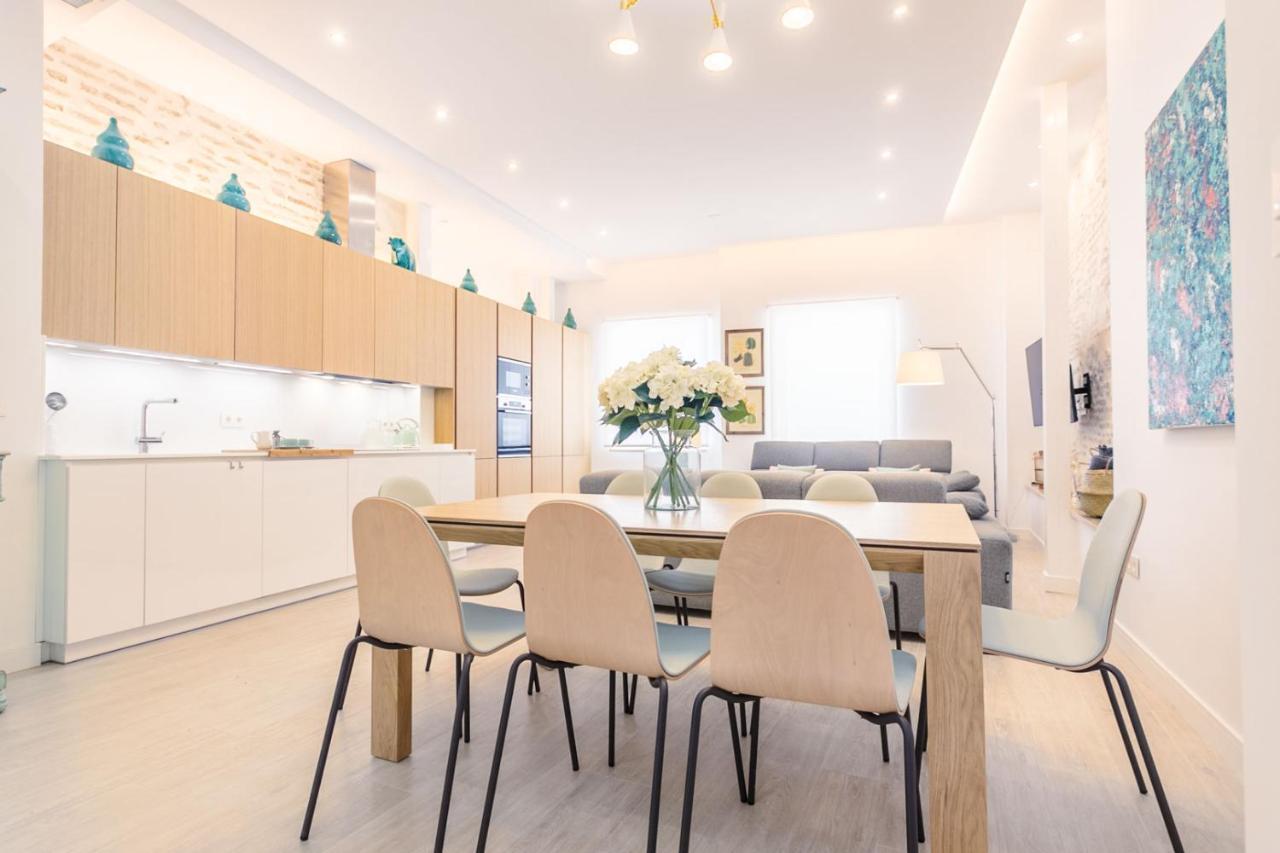 Espectacular Casa De 6 Dormitorios, 7 Banos Y 2 Terrazas Севілья Екстер'єр фото