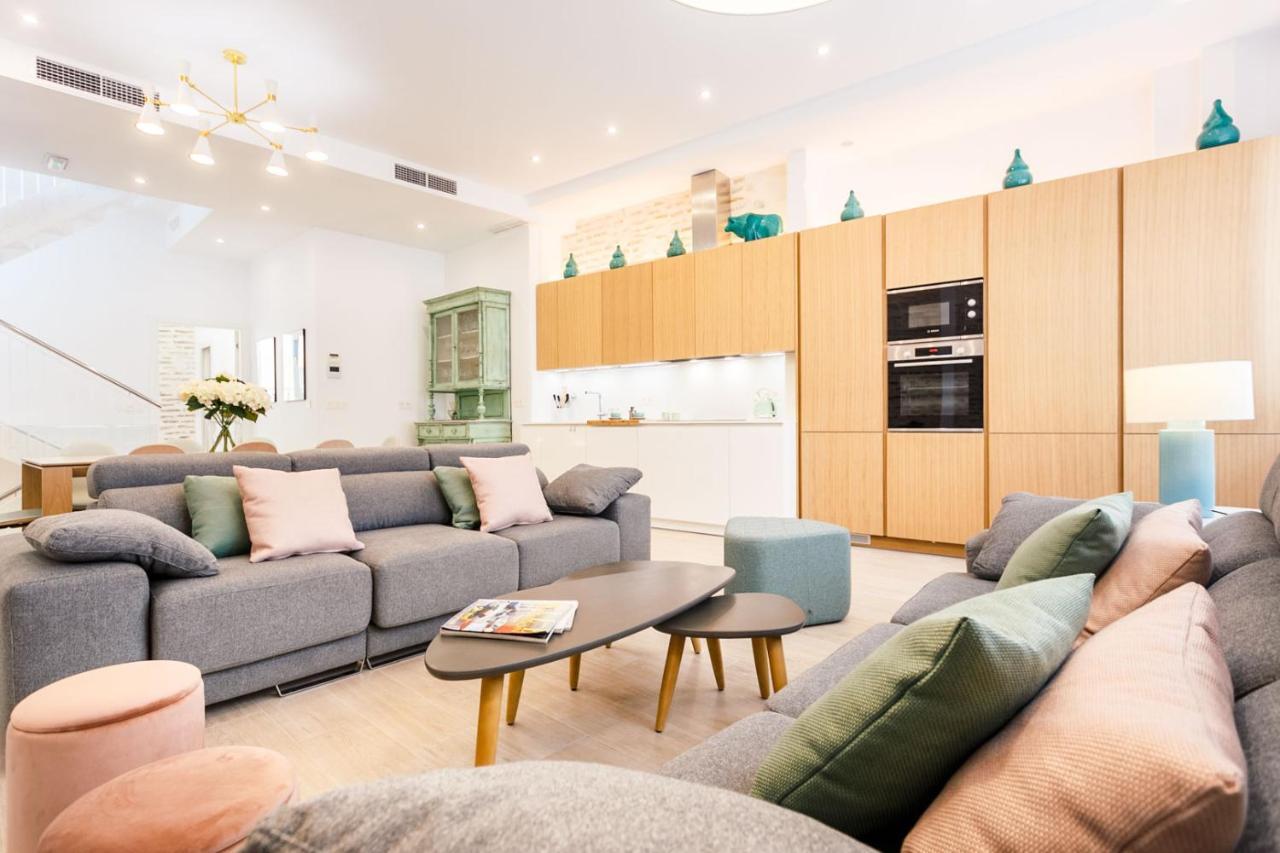 Espectacular Casa De 6 Dormitorios, 7 Banos Y 2 Terrazas Севілья Екстер'єр фото