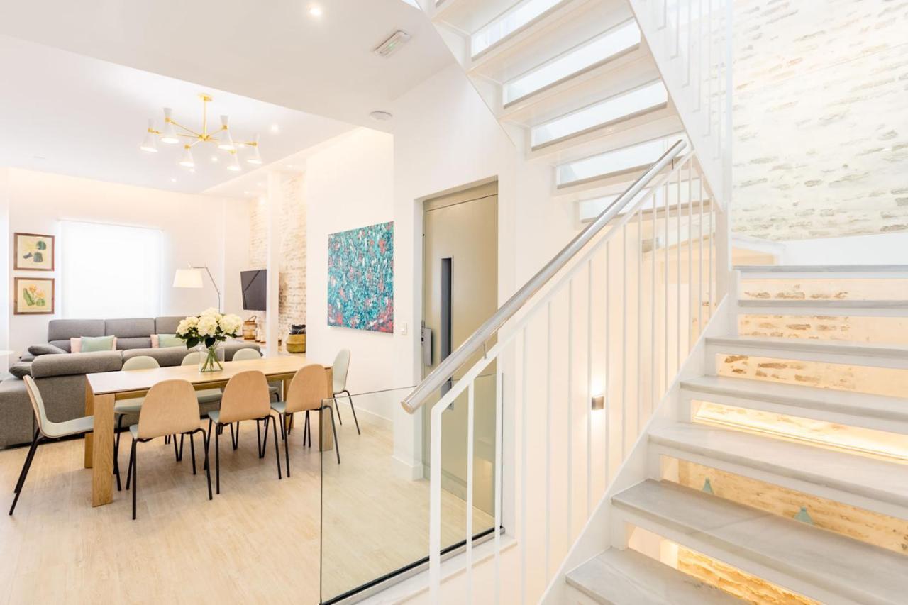 Espectacular Casa De 6 Dormitorios, 7 Banos Y 2 Terrazas Севілья Екстер'єр фото
