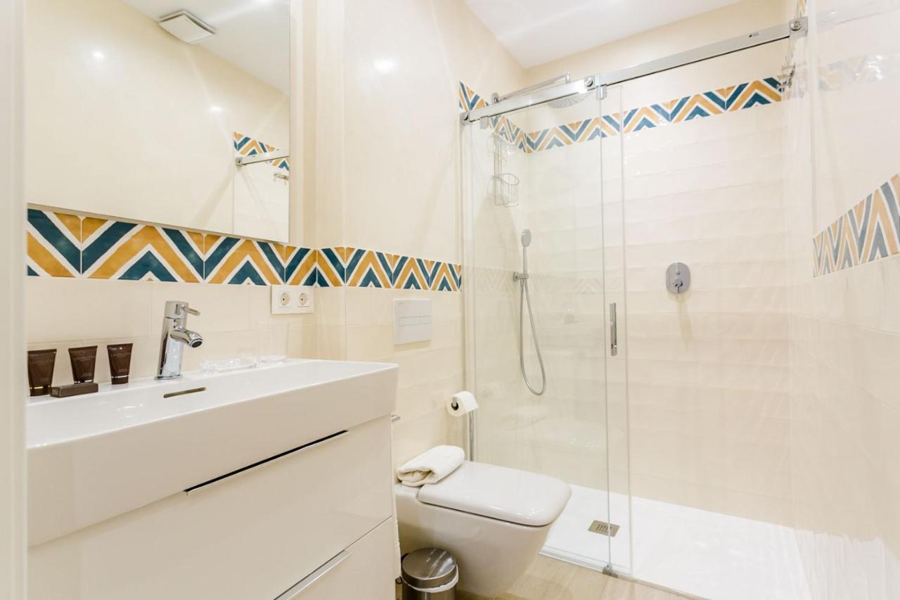 Espectacular Casa De 6 Dormitorios, 7 Banos Y 2 Terrazas Севілья Екстер'єр фото