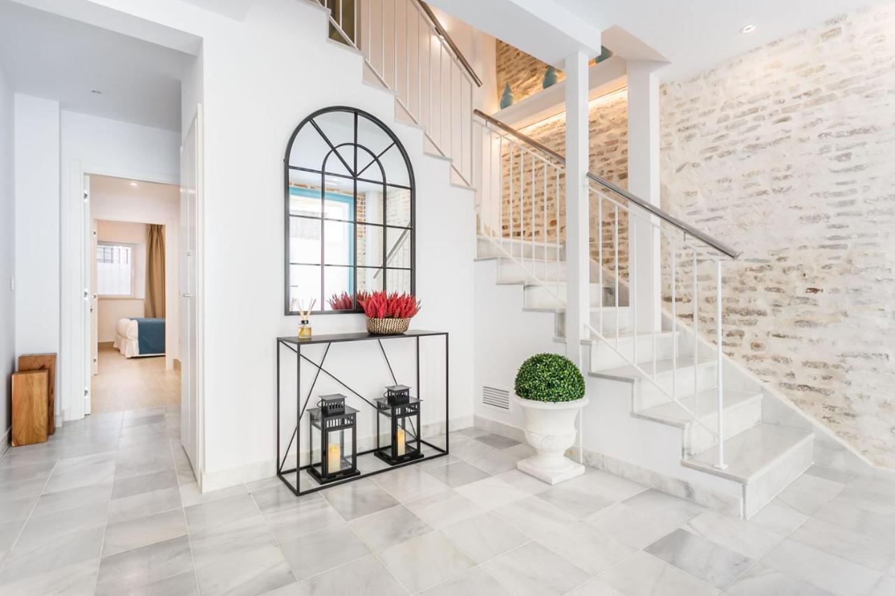 Espectacular Casa De 6 Dormitorios, 7 Banos Y 2 Terrazas Севілья Екстер'єр фото
